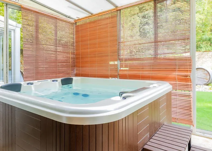 Maison Mori 4* Vienne (Isere)